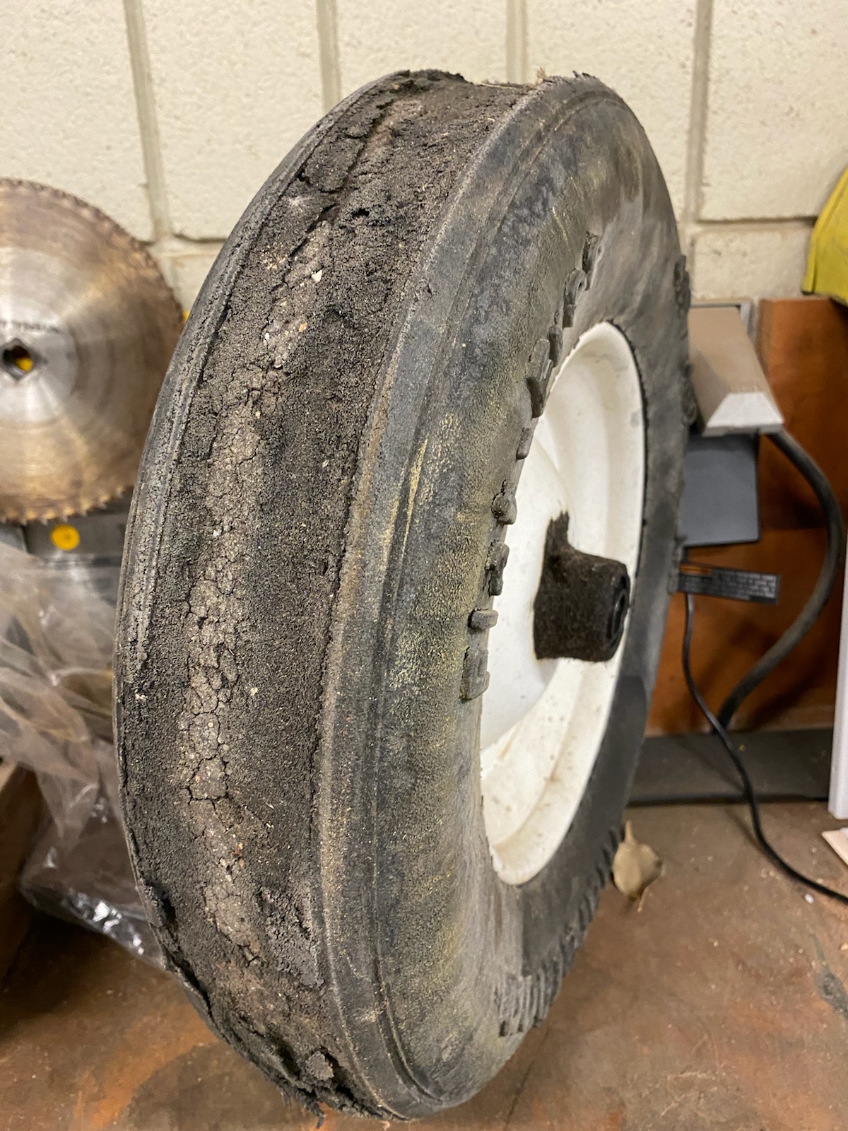 Well worn, 20+ years old rubber core tire